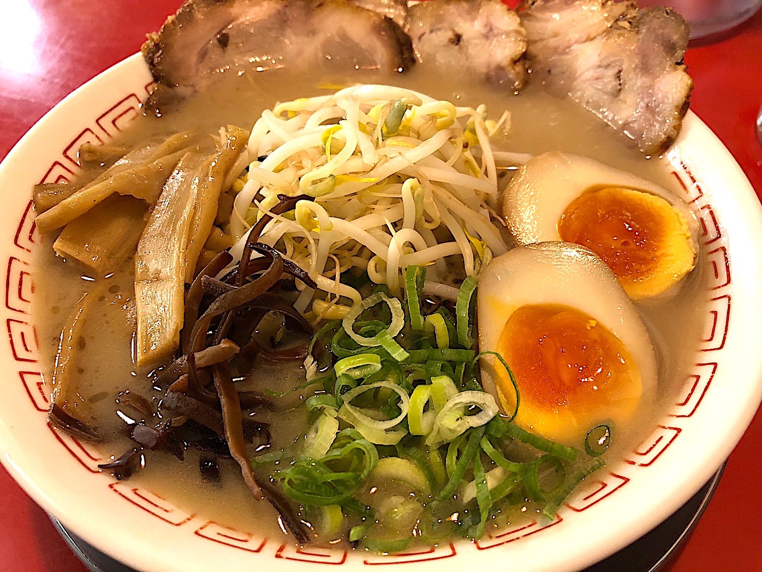 ラーメン赤組