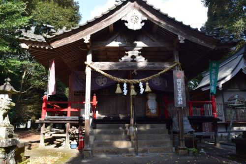岡留熊野座神社